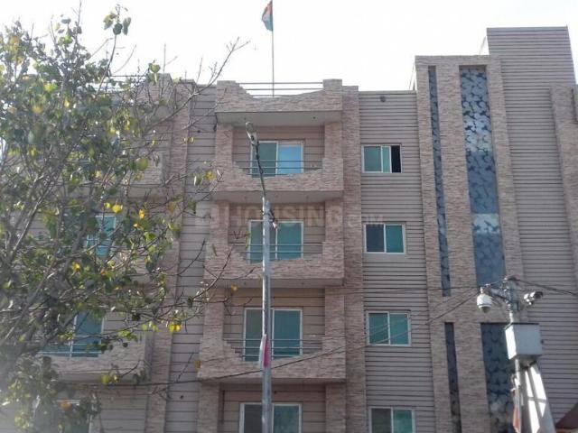 5 BHK Independent House in Patel Nagar for resale Delhi Central. The reference number is 14078373