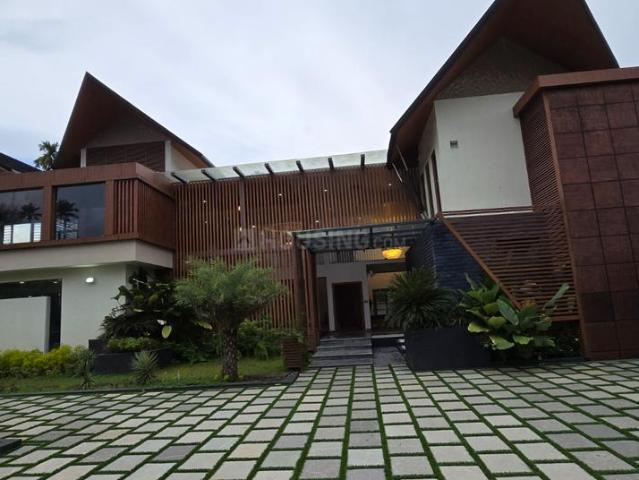 5 BHK Independent House in Pukkattupady for resale Kochi. The reference number is 16682222