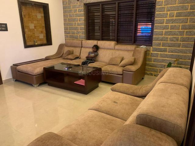 5 BHK Independent House in Sanjaynagar for resale North Bangalore. The reference number is 16916355