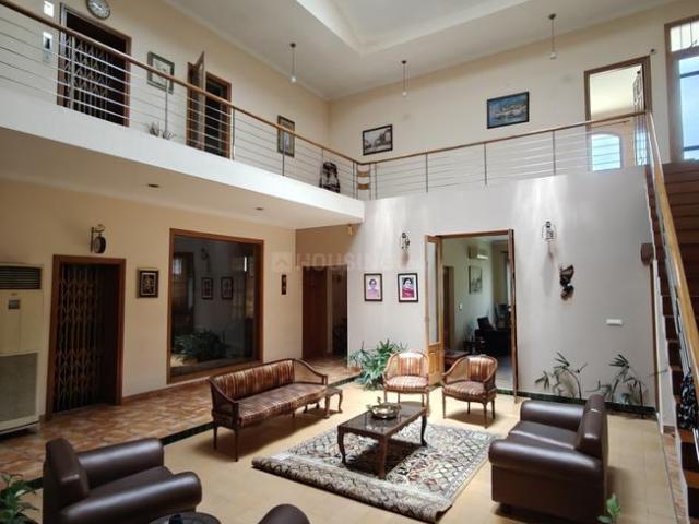 5 BHK Independent House in Sector 16 for rent Chandigarh. The reference number is 20710166