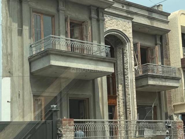 5 BHK Independent House in Sector 21 for resale Panchkula. The reference number is 20875795