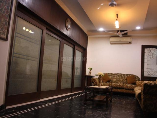 5 BHK Independent House in Sector 26 for resale Noida. The reference number is 14886850