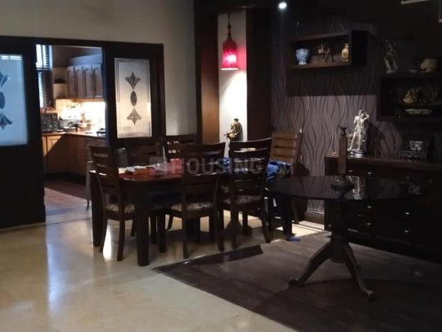 5 BHK Independent House in Sector 26 for resale Noida. The reference number is 17036397