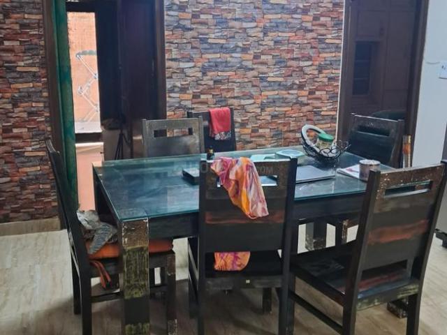 5 BHK Independent House in Sector 26 for resale Noida. The reference number is 20345775