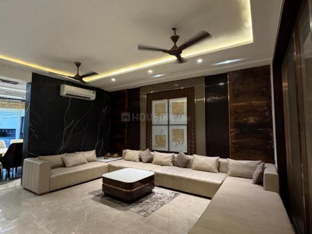5 BHK Independent House in Sector 2 for resale Chandigarh. The reference number is 17700340
