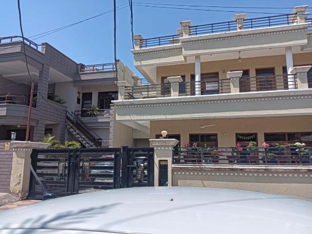 5 BHK Independent House in Sector 2 for resale Panchkula. The reference number is 20486764