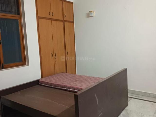 5 BHK Independent House in Sector 31 for resale Noida. The reference number is 20627294