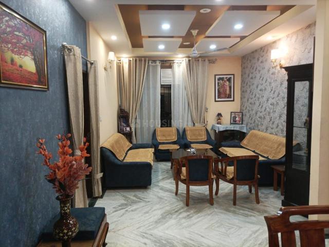 5 BHK Independent House in Sector 38 for resale Chandigarh. The reference number is 17325177