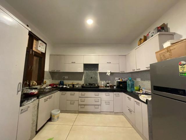 5 BHK Independent House in Sector 41 for rent Noida. The reference number is 20213747