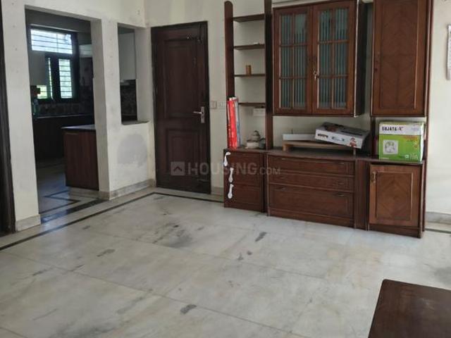 5 BHK Independent House in Sector 41 for resale Noida. The reference number is 20580611