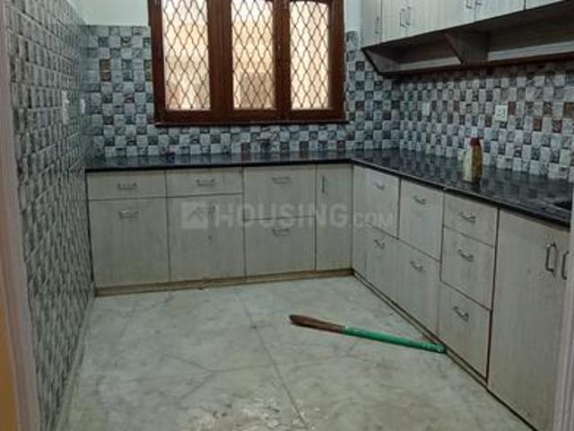 5 BHK Independent House in Sector 41 for resale Noida. The reference number is 20910452
