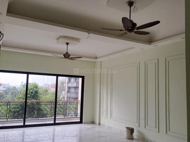 5 BHK Independent House in Sector 44 for rent Noida. The reference number is 19805001
