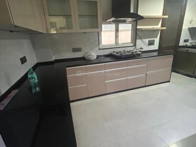 5 BHK Independent House in Sector 44 for rent Noida. The reference number is 20204094