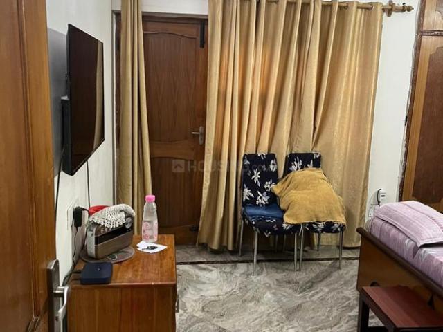 5 BHK Independent House in Sector 49 for resale Noida. The reference number is 16284990