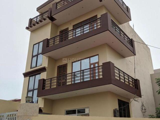 5 BHK Independent House in Sector 4 for resale Gurgaon. The reference number is 20203029