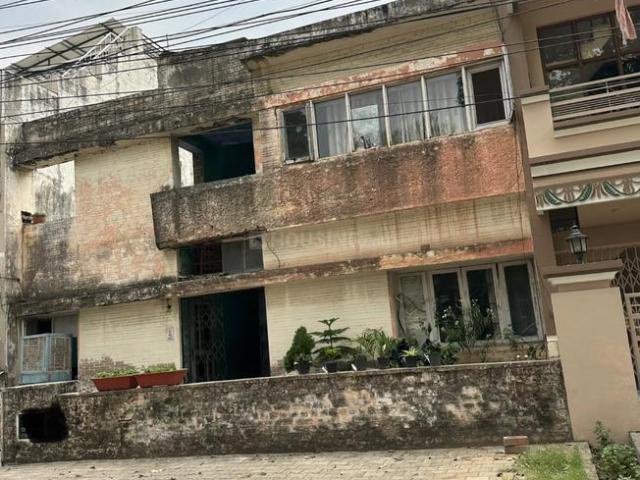 5 BHK Independent House in Sector 60 for resale Mohali. The reference number is 20131713