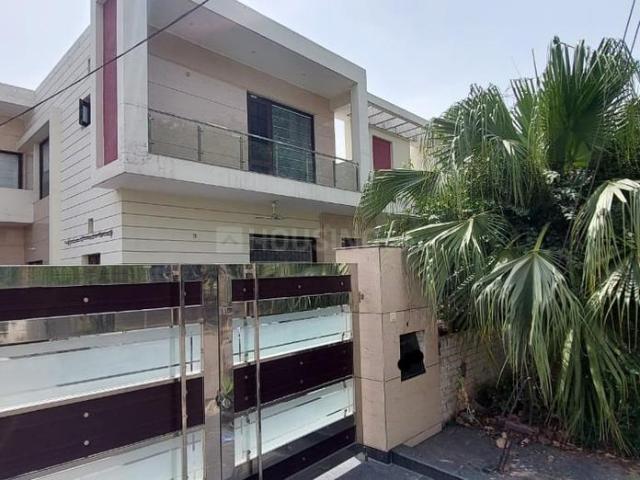 5 BHK Independent House in Sector 64 for resale Mohali. The reference number is 17450129