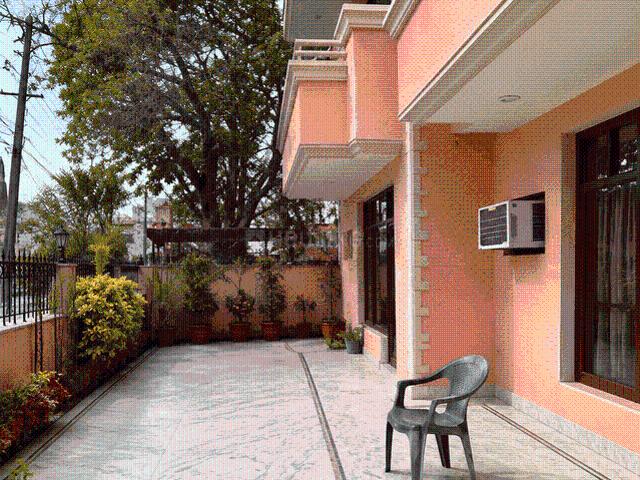 5 BHK Independent House in Sector 65 for resale Mohali. The reference number is 20314655
