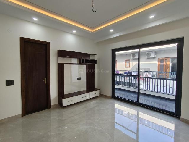 5 BHK Independent House in Sector 79 for resale Mohali. The reference number is 17805362