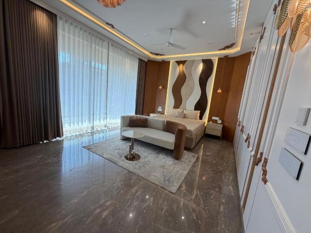 5 BHK Independent House in Shela for resale Ahmedabad. The reference number is 20595769