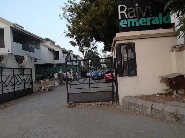 5 BHK Independent House in South Bopal for rent Ahmedabad. The reference number is 20878173