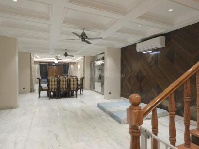 5 BHK Penthouse in Sector 78 for rent Noida. The reference number is 18326252