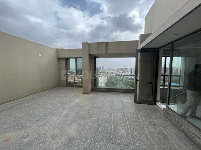 5 BHK Penthouse in Thaltej for resale Ahmedabad. The reference number is 20650195