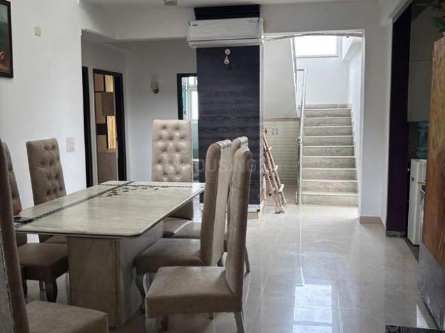 5 BHK Penthouse in Zeta I for rent Greater Noida. The reference number is 17798884
