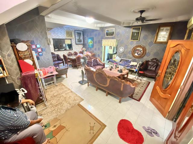 5 bilik3 bilik air 2 Storey SEM D Cluster Bndr Bukit Mahkota Bangi