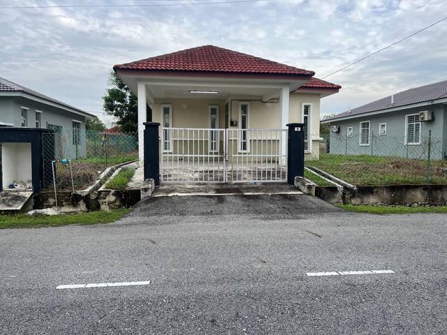 5 BILIKSingle Storey Bungalow Mahkota Hills Bandar Tasik Senangin