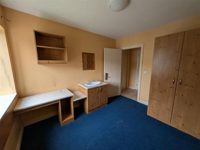 120,000 | 5 Block 7, Gateway Apartments, Ballinode, Sligo REA McCarrick & Sons 4993 MyHome. Ie Residential