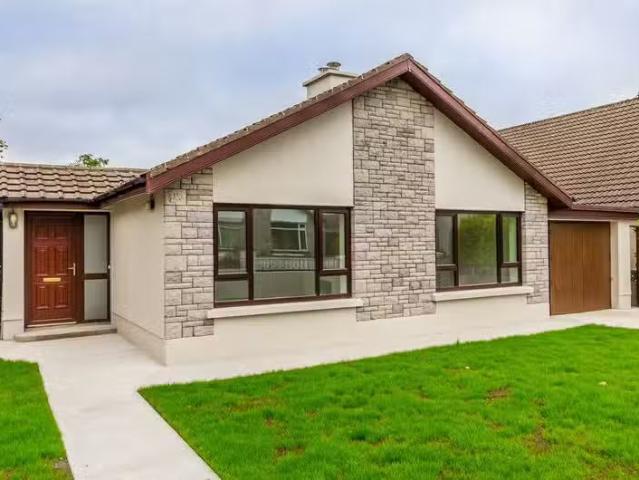 5 Brookvale Avenue, Roscommon Town, Co. Roscommon, F42KC43 is.