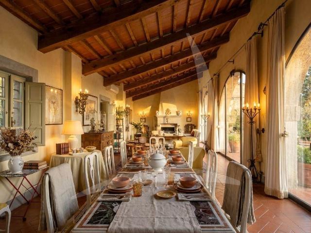 5 Camere Villa Toscana In Vendita A1190rv49487 720m² Lari