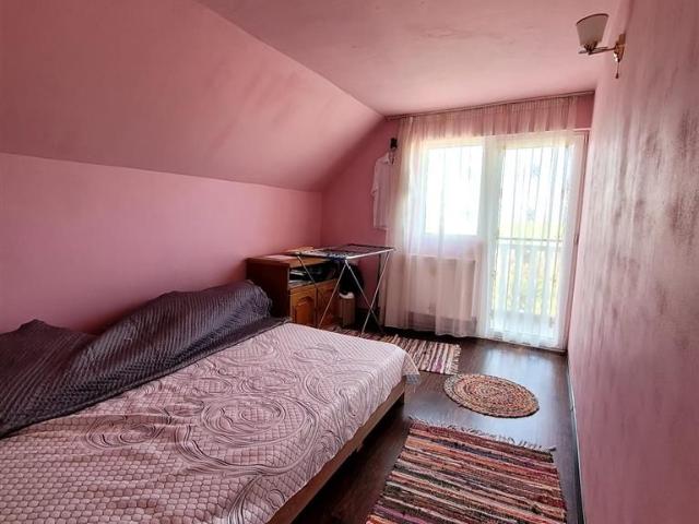5 camere, casa de vanzare Bihor judet, Nojorid 9250 •