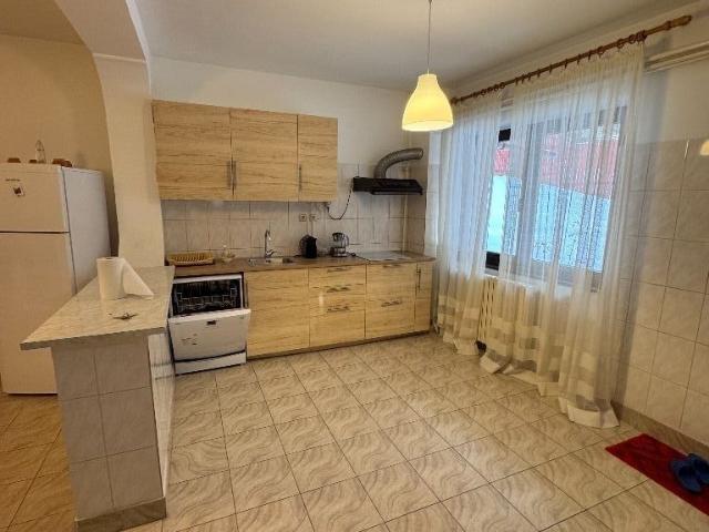 5 camere, casa de vanzare Brasov judet, Predeal 9194 •