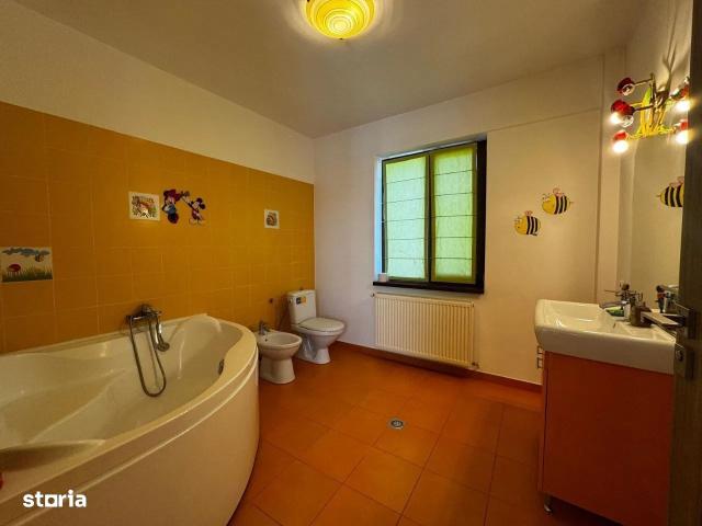 5 camere, casa de vanzare Galati judet, Galati 8868 •