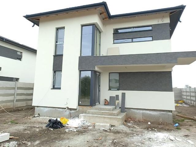 5 camere, casa de vanzare Ilfov judet, Berceni 8989 •