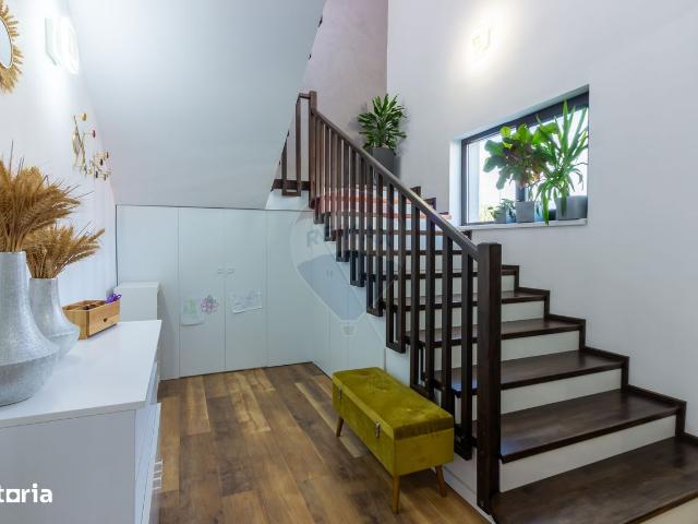 5 camere, casa de vanzare Ilfov judet, Strada Manesti 9081 •
