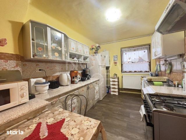 5 camere, casa de vanzare Sibiu judet, Selimbar 9088 •