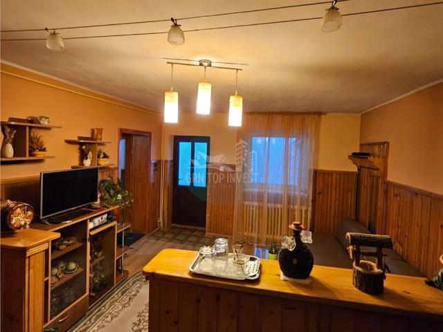 5 camere, casa de vanzare Sibiu judet, Turnisor 8960 •