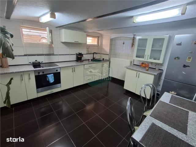 5 camere, casa de vanzare Sibiu judet, Turnisor 9224 •