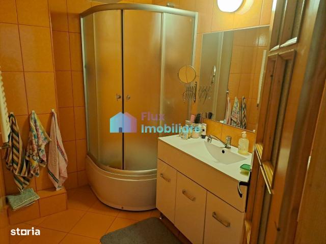Casă tip duplex în zona Mărășești