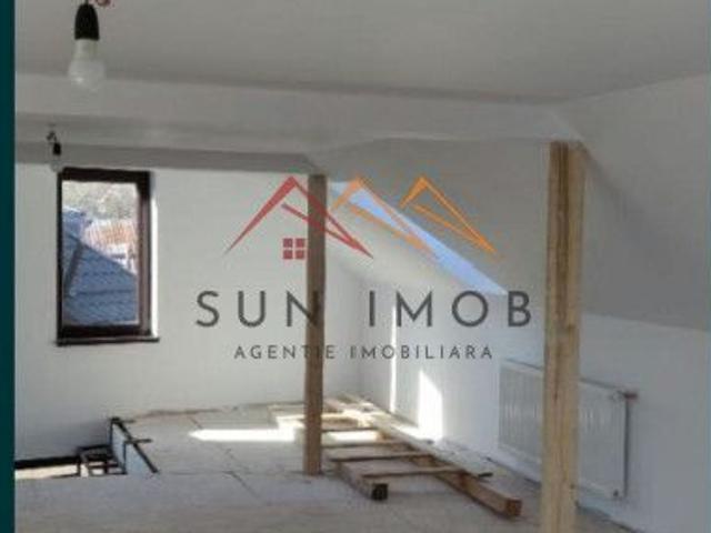 Casa P+E+M 5 camere, an 2019, renovat 2023, toate utilitatile