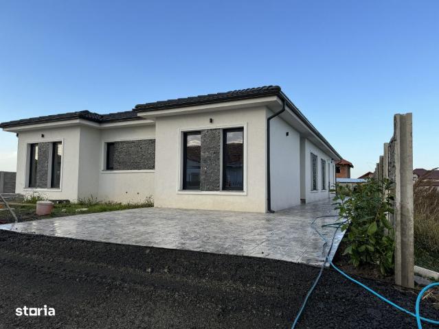 5 camere, casa de vanzare Timis judet, Remetea Mare 9072 •