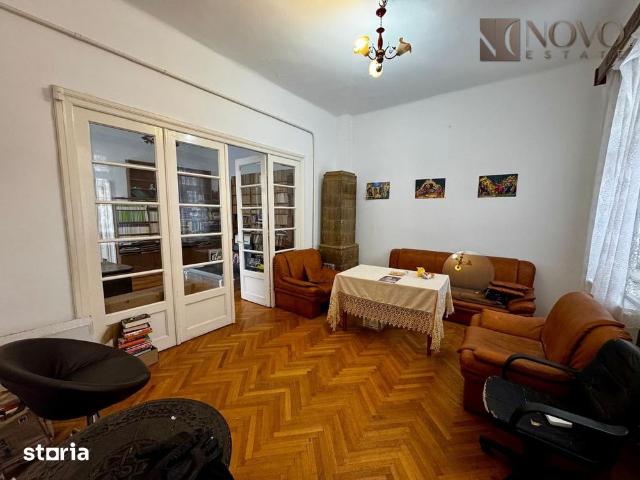 5 Camere | Dacia | 400 mp teren | 3 x Parcare