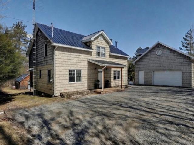 5 Ch. Tuer, Bolton Ouest, QC, J0E 2T0 house for sale | Listing ID 27100 | Royal LePage