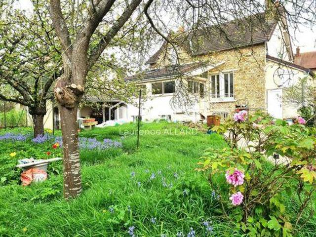 5 chambres, Champagne Sur Oise Île de France 95660 82243814