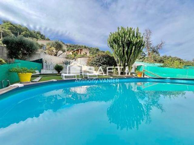 5 chambres, Saint Laurent Du Var Provence Alpes Côte d'Azur 06700 87726976