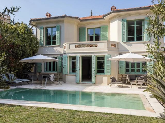 5 Chambres Villa Alpes Maritimes A vendre MZiCP753