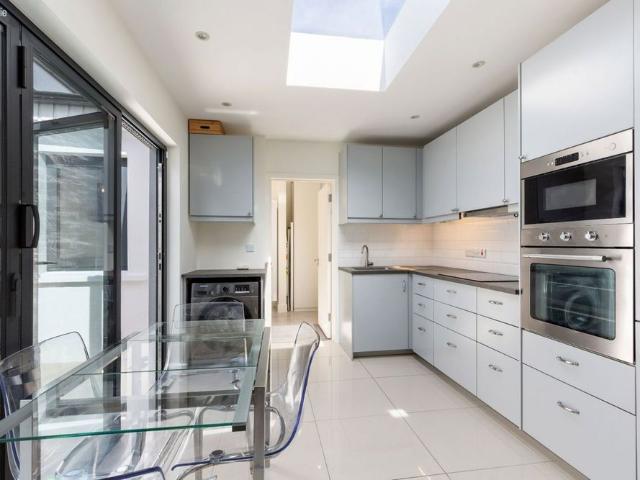 5 Colliers Avenue, Ranelagh, Dublin 6